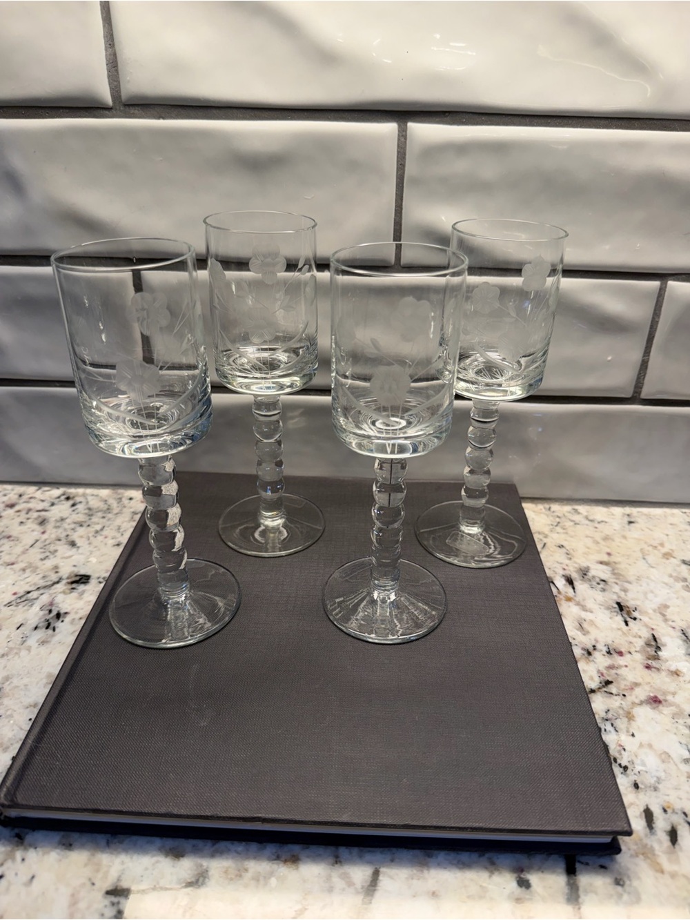 Etched Crystal Stemware Set - vintage mouth blown in Romania (4-Pack)